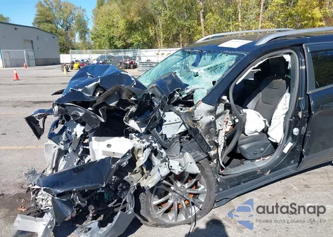 2020 Jeep Cherokee Latitude Plus 4X4 from USA, damaged, VIN 1C4PJMLB3LD545638